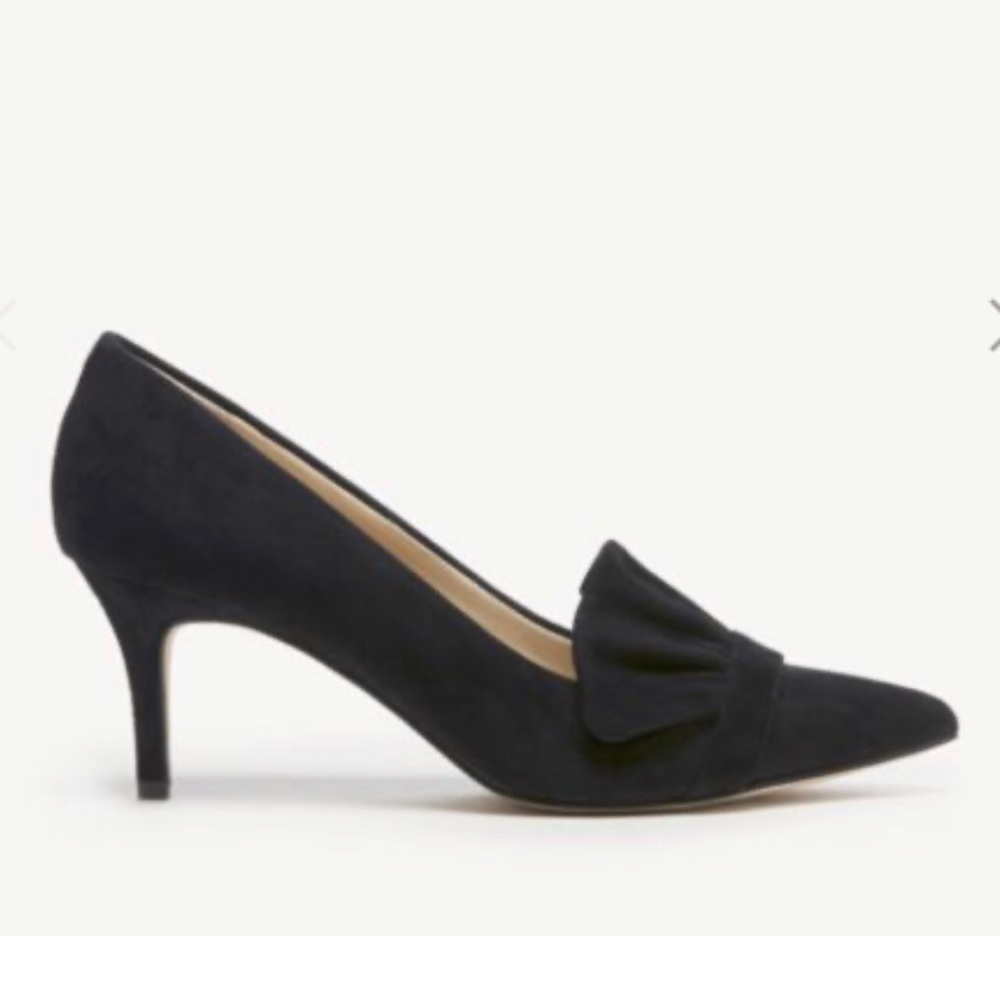 NIB Sole Society Darbia Pointed Toe Heel Ruffle